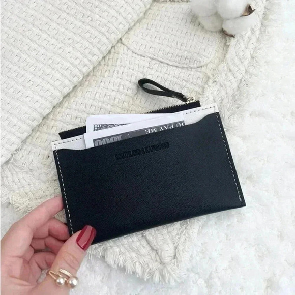 ⚠️Clearance Black And White Slim Cardholder / Wallet - Picture 4 of 4